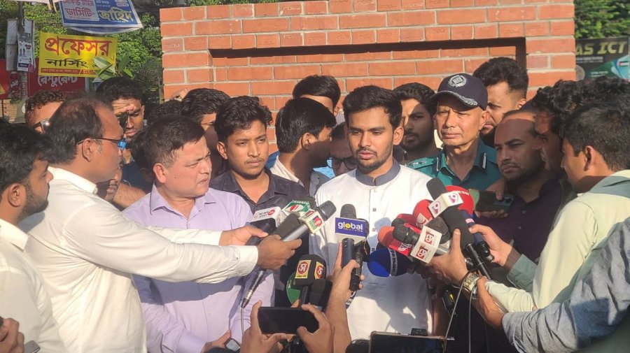 নির্বাচনের জন্য সরকার সব প্রস্তুতি গ্রহণ করেছে: উপদেষ্টা আসিফ মাহমুদ